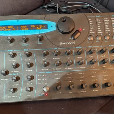 Waldorf Microwave XT Rackmount Wavetable Synthesizer 1998 - Orange image 2