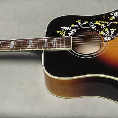 Gibson Hummingbird Standard Long Scale (25 1/2") Tri-Burst image 2