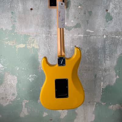 Fender Player II Modified Stratocaster with Maple Fretboard 2025 - Present - Sunshine Yellow image 12