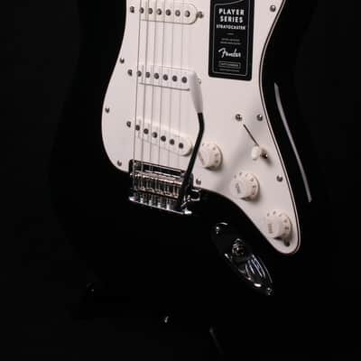 Fender Player Series Strat PF - BLK image 5