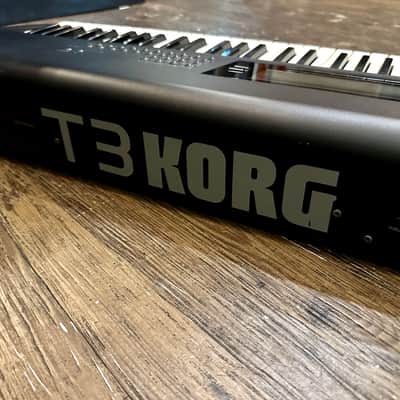 Korg T3 EX 61 key Music Workstation Synthesizer Piano Vintage Keyboard 1990s Black image 11