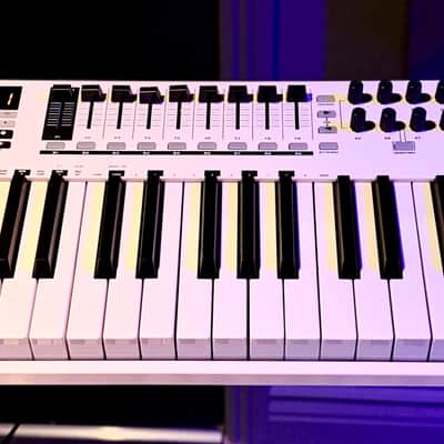 M-Audio Code 49 USB MIDI Keyboard Controller 2010s - White