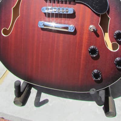 Pyle USA 335 BROWN SUNBURST image 1