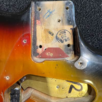 Fender Mustang Sunburst 1977 image 16