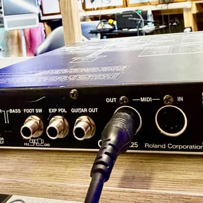 Roland GI-20 GK 13 pin to midi interface