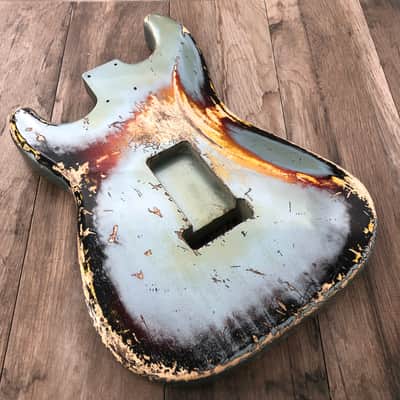 FRANCHIN Mercury guitar body Relic Aged Ice Blue Metalic over 3-Color Sunburst 100% Nitro Lacquer HSS Poplar Stratocaster-Strat-S-Style Made in Italy - Stock piece #23310826 image 2