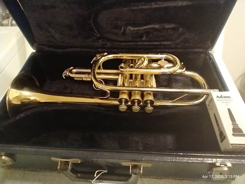 Holton C-602 Collegiate 1971 - laquered brass image 1