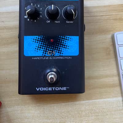 美品☆TC-HELICON Voicetone C1 Amazon.com: TC-Helicon VoiceTone C1 : Musical Instruments