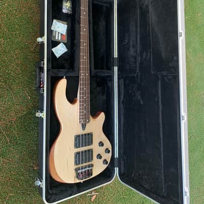 Bass tribute 2021 Birdseye maple natural finish image 3