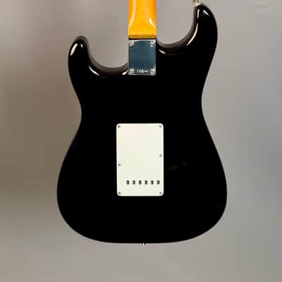 Fender Vintera III Early '60s Stratocaster - Black image 11