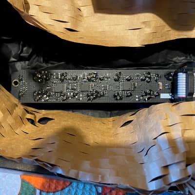 Instruo Eãs Cascading Logic Eurorack Module image 2