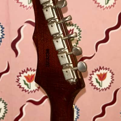 Vintage Epiphone Olympic - One Pickup - 60s - w/ gig bag image 6