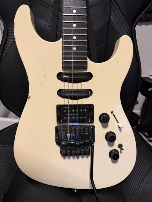 Fender HM Strat HSS with Rosewood Fretboard 1988 - 1989 - Flash Pink image 1