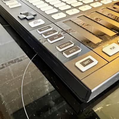 Native Instruments Maschine Mk3 + Maschine Jam + Stand + Deck Savers image 18
