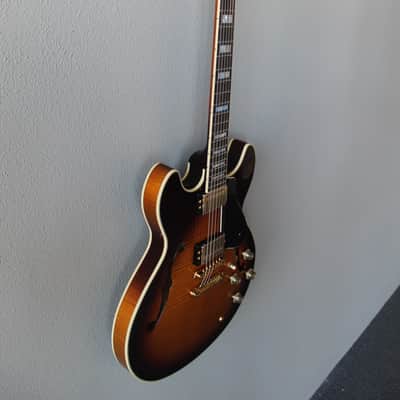 Brand New Yamaha SA2200 Semi-Hollow Electric Guitar - Brown Sunburst image 3