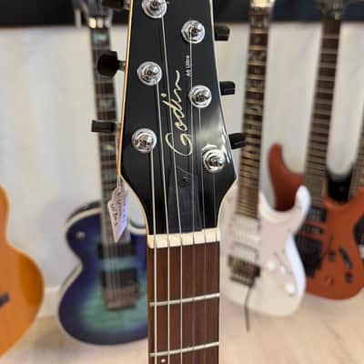 Godin A6 Ultra 2010s - Cognac Burst image 3