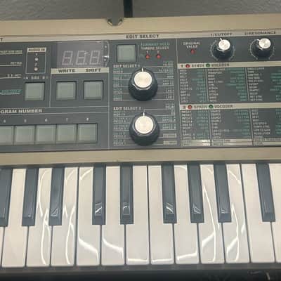 Korg MicroKORG 37-Key Synthesizer/Vocoder *NEW*