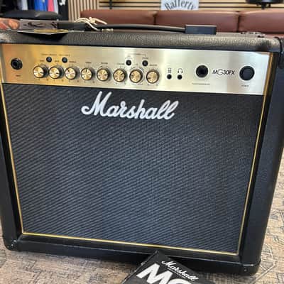 Marshall MG MG30DFX 2-Channel 30-Watt 1x10" Solid State Guitar Combo w/ foot pedal image 2