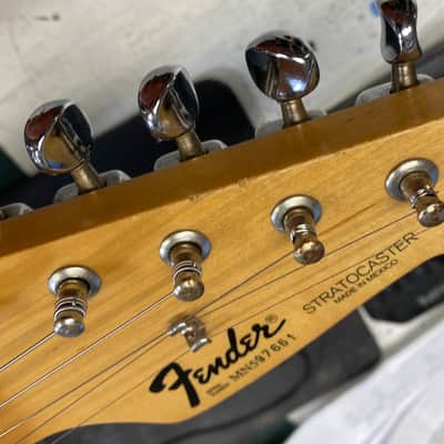 1995 Fender Squier Series Stratocaster image 13