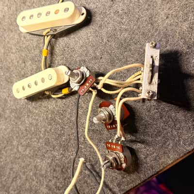 Fender Stratocaster Vintage 57 Reissue 1988 - Candy Apple Red | David Gilmour Red Strat image 11