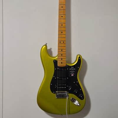 Fender American Ultra II Stratocaster HSS with Maple Fretboard 2024 - Present - Solar Flare image 1