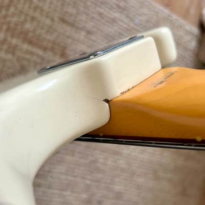 Fender Mustang Bass 2004 - Vintage White image 7