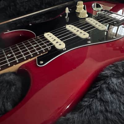 Fender American Deluxe Stratocaster 2005 Crimson Transparent image 5