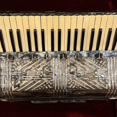 Vintage 120 Bass Full Size Harmonium Piano Accordion Black MOP With Case image 2