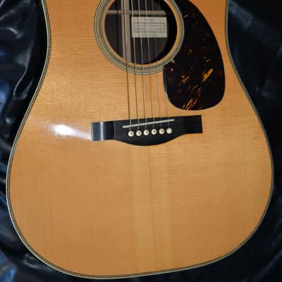 Santa Cruz 1990 D-28H 100 Yr. old Brazilian Rosewood German Spruce Master Grade Herringbone Binding image 3