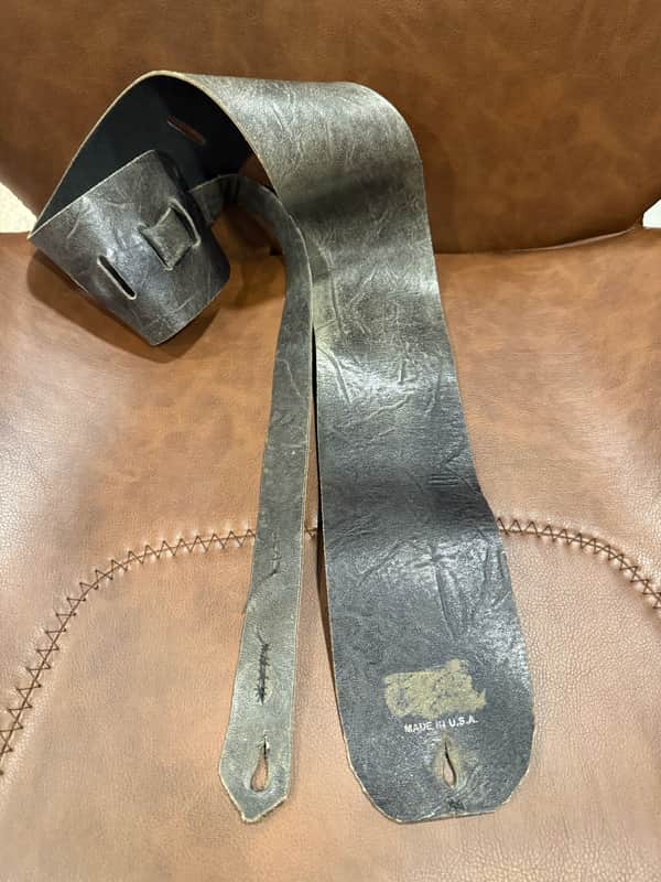 Guitar Center Vintage Leather Guitar Bass Strap -3.25" wide Black / Grey - Suede back- fixed ends image 1