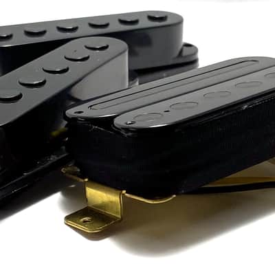 HSS Mixed Humbucker Single Single Pickup Set by Dragonfire ft. Thunder Bucker Bridge + Onyx Strat Single Middle & Neck Pickups with Performance Response image 1