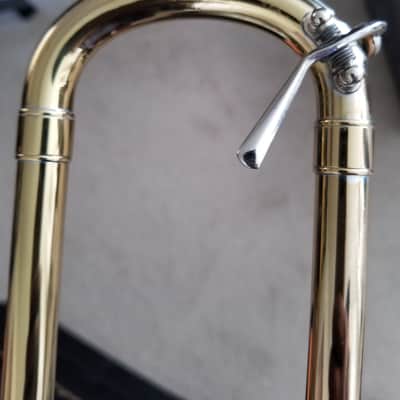 Conn Trombone & Case, Model 16H, "Director" w/Conn 12C Mouthpiece image 8