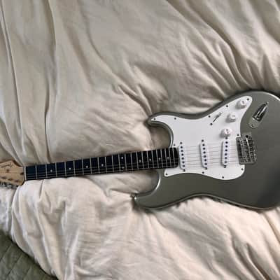 Fender Stratocaster 2016 - Silver (Silver Sky) DIY build image 1