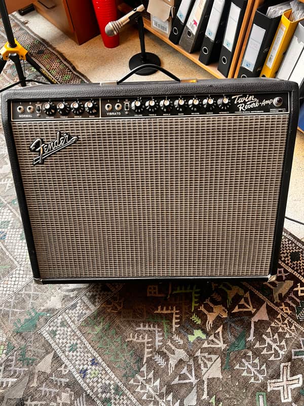 Fender '65 Twin Reverb Reissue 85-Watt 2x12" Guitar Combo 1991 - Present - Black image 1