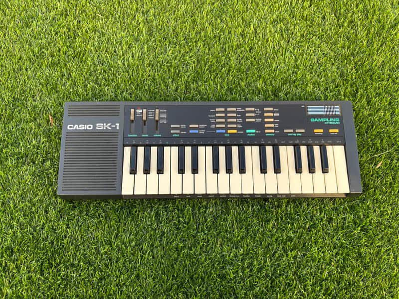 Casio SK-1 32-Key Sampling Keyboard 1986 - Black image 1