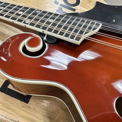 Kentucky KM-855 Artist F-Style Mandolin Amber Burst image 9