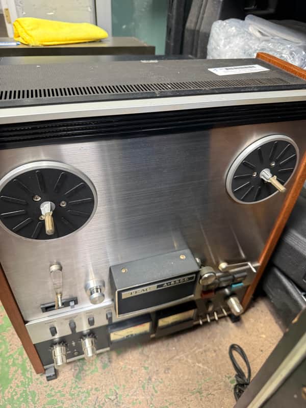 TEAC A-6300 1/4" 2-Track Reel to Reel Tape Recorder 1970s - Silver image 1