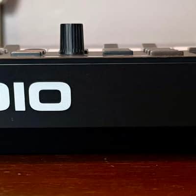 M-Audio Oxygen Pro Mini 32-Key MIDI Keyboard Controller image 3