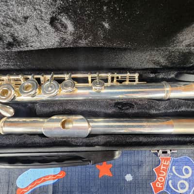 Yamaha YFL 262 OPEN HOLE FLUTE MINT image 5