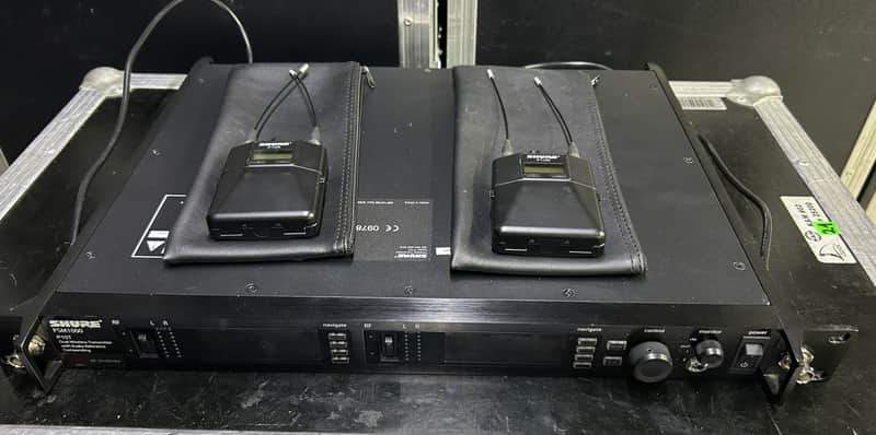 Shure PSM1000 set (1xP10T , 2xP10R) image 1