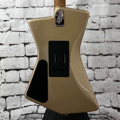 Ernie Ball Music Man St. Vincent Signature Goldie 2025 - Cashmere image 7