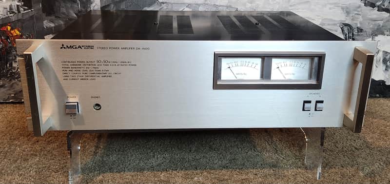 AMPLIFICATEUR DE PUISSANCE multicanal Mitsubishi Diatone DA-A7000