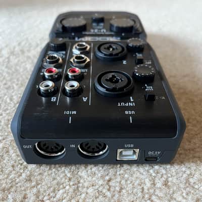 Zoom U-24 Handy USB Audio Interface 2010s - Black image 6