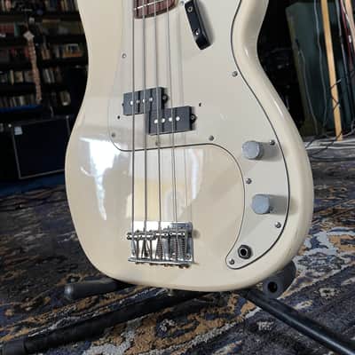 Fender Precision Standard 1993 white Mexico MIM image 8
