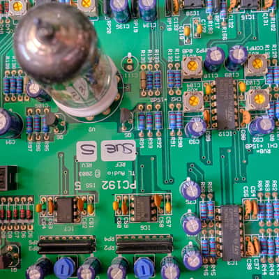TL Audio 5052 Ivory 2 Series Stereo Valve Processor 2003 image 8