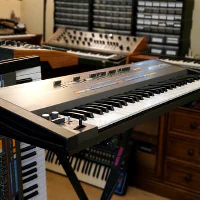 Immagine CERTIFIED!!! ROLAND JUNO 106 FULLY INSPECTED/SERVICED AND IN AMAZING CONDITION! - 8