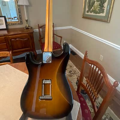 Fender Eric Johnson Signature '54 "Virginia" Stratocaster 2020 - Present - 2-Color Sunburst image 2