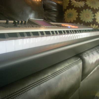 Roland Fantom-X8 88-Key Workstation Keyboard 2003 - 2004 - Silver image 4