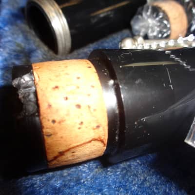 used Bundy Resonite Bb Student Clarinet with case + mouthpiece Recently serviced image 4