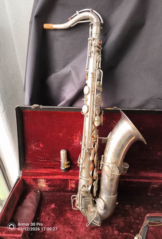 Frank Holton Tenor Saxophone WWI Military Issue (U.S.Q.M.C.) Serial #1092 Serial # 1092 1915 - 1915 image 1